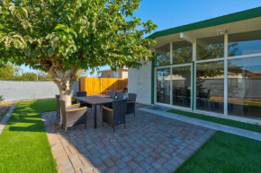 Spacious Remodeled Retreat Haven